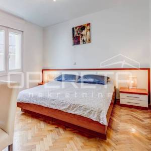Split centar (Dobri) – 2 apartmana u jednom stanu / vrhunska investicija u srcu 