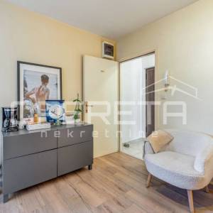 Split centar (Dobri) – 2 apartmana u jednom stanu / vrhunska investicija u srcu 
