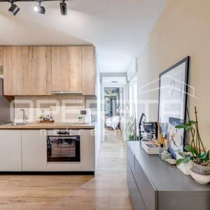 Split centar (Dobri) – 2 apartmana u jednom stanu / vrhunska investicija u srcu 