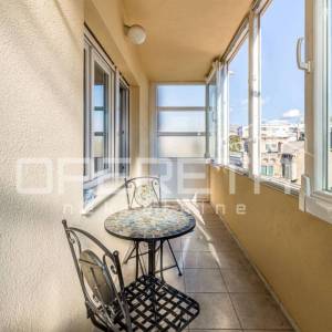 Split centar (Dobri) – 2 apartmana u jednom stanu / vrhunska investicija u srcu 