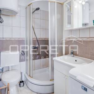 Split centar (Dobri) – 2 apartmana u jednom stanu / vrhunska investicija u srcu 