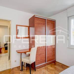 Split centar (Dobri) – 2 apartmana u jednom stanu / vrhunska investicija u srcu 