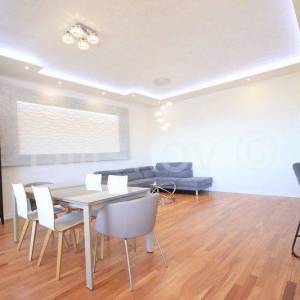 Split, Žnjan prodaja luksuzni stan 101 m2 i lođa 26 m2