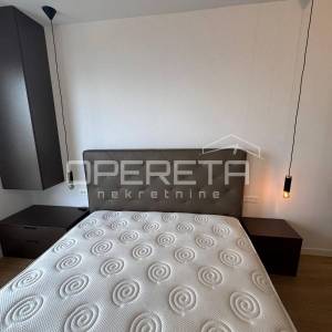 SPLIT,BEL ETAGE-MODERAN JEDNOSOBAN STAN S GARAŽNIM PARKING MJESTOM I SPREMOM, Do