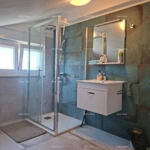 Stan 136 m2 na tri etaže s vrtom  – okolica Poreča