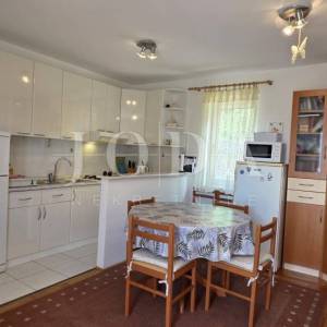 Stan Crikvenica prodaja | 2S+DB | pogled na more | blizu plaže | useljivo
