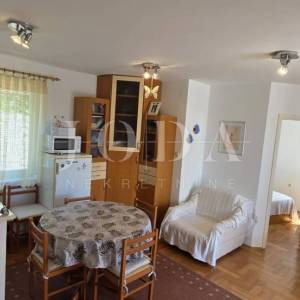 Stan Crikvenica prodaja | 2S+DB | pogled na more | blizu plaže | useljivo