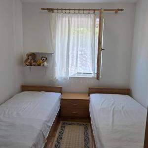Stan Crikvenica prodaja | 2S+DB | pogled na more | blizu plaže | useljivo