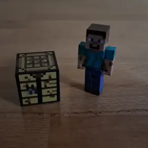 Steve i Crafting table figurice 2014 - Minecraft