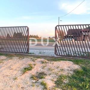 ZAGREB, STUPNIK - Poslovno-stambeno zemljište, top prilika!