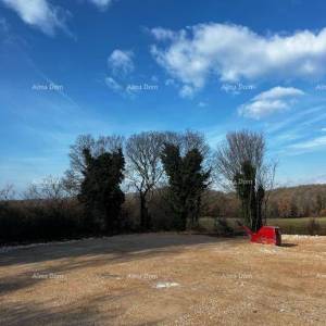 Sveti Lovreč, Građevinsko zemljište 517 m² s otvorenim pogledom