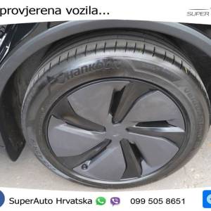 Tesla Model Y AWD Premium Long Range 514 KS, PANO+360+ACC+GR SJED+LED+LANE