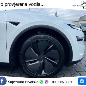 Tesla Model Y Juniper Premium 299 KS, PANO+360+KEY+GR SJED+VIRT+LANE