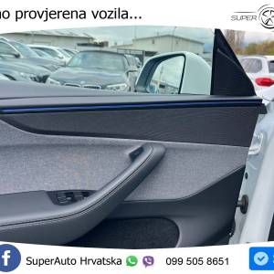 Tesla Model Y Juniper Premium 299 KS, PANO+360+KEY+GR SJED+VIRT+LANE