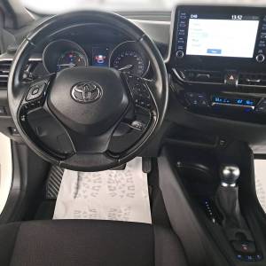 Toyota C-Hr 1.8 HSD 5D E-CVT C-ENTER HYBRID
