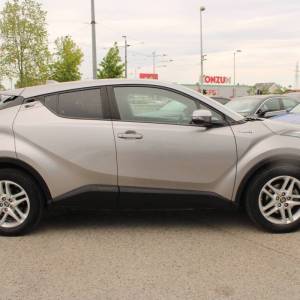 Toyota C-HR 1.8 Hybrid AUTOMATIK *LED, NAVIGACIJA, KAMERA*