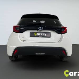 Toyota Yaris 1.5 HSD HB 5D E-CVT SOL - 3 godine jamstva