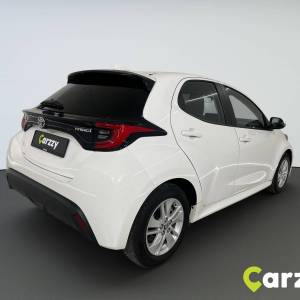 Toyota Yaris 1.5 HSD HB 5D E-CVT SOL - 3 godine jamstva