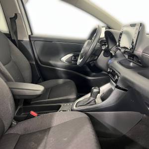 Toyota Yaris 1.5 HSD HB 5D E-CVT SOL - 3 godine jamstva