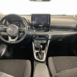 Toyota Yaris 1.5 HSD HB 5D E-CVT SOL - 3 godine jamstva