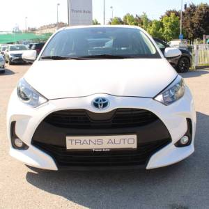 Toyota Yaris 1.5 Hybrid AUTOMATIK *NAVIGACIJA, KAMERA*