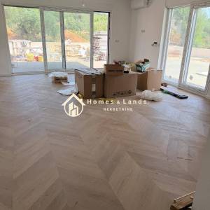 Tribunj,novi 3-soban stan 114,20m2(252m2 velikim vrtom i bazenom,2PM)
