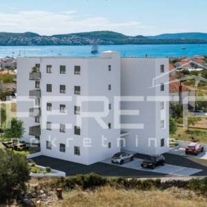 Trogir-Seget Donji, moderan život u novogradnji