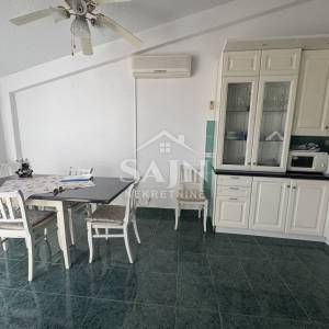 Trogir/Dvoetažni stan 198 m² 50 m od mora