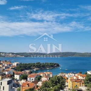 Trogir/Dvosoban stan sa prekrasnim pogledom