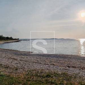 Uvala Peroj, Lučica Portić, parcela 3349 m2