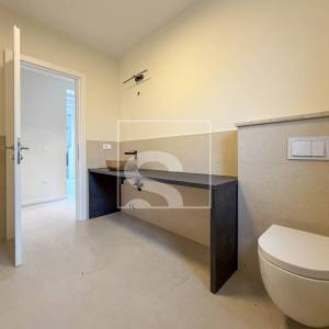 Vila 5 kilometra do mora s bazenom i 4 spavaće sobe, Poreč