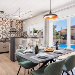 Vila s bazenom, wellnessom i 3 spavaće sobe, privatnost