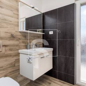 Vila s bazenom, wellnessom i 3 spavaće sobe, privatnost