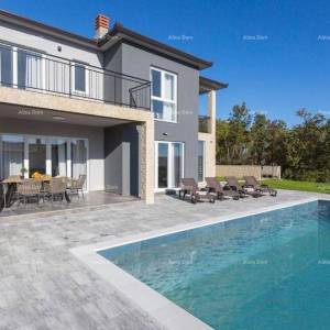 Villa s bazenom  blizu Labina