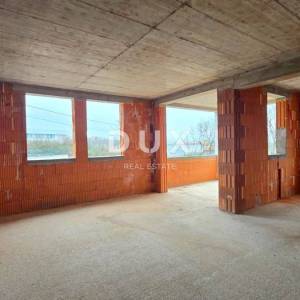 VIŠKOVO, MARINIĆI - Moderan  stan u prizemlju novogradnje, 84m²