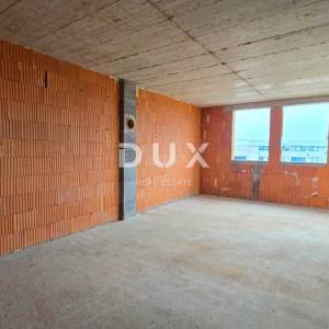 VIŠKOVO, MARINIĆI - Moderan  stan u prizemlju novogradnje, 84m²
