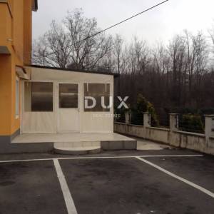 VIŠKOVO- poslovni prostor 74m2, prizemlje na frekventnoj lokaciji za najam