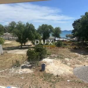 VODICE – 3SS+DB stan s terasom i pogledom na more, 70 m od mora i plaže