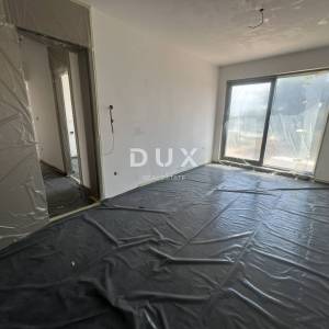 VODICE – 3SS+DB stan s terasom i pogledom na more, 70 m od mora i plaže