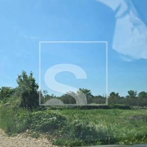Vodnjan - građ.zemlj.705m2 - infrastruktura u blizini
