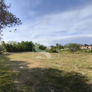 Vodnjan - građ.zemlj.705m2 - infrastruktura u blizini