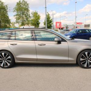 Volvo V60 2.0d AUTOMATIK *LED, NAVIGACIJA, KAMERA*