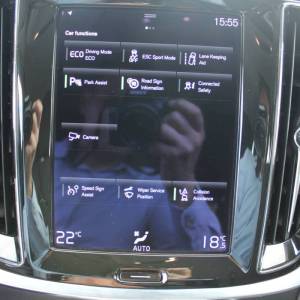 Volvo V60 2.0d AUTOMATIK *LED, NAVIGACIJA, KAMERA*