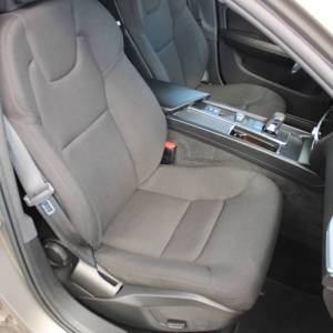 Volvo V60 2.0d AUTOMATIK *LED, NAVIGACIJA, KAMERA*