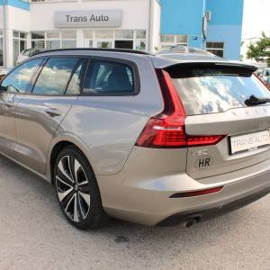 Volvo V60 2.0d AUTOMATIK *LED, NAVIGACIJA, KAMERA*
