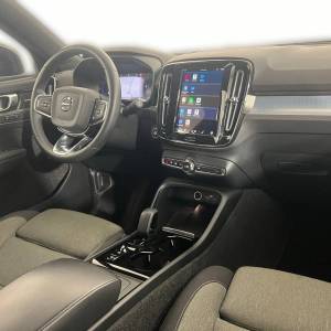 Volvo XC40 2.0 B3 PLUS DARK - 3 godine jamstva
