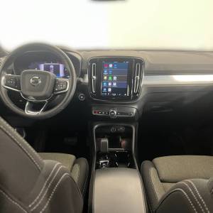 Volvo XC40 2.0 B3 PLUS DARK - 3 godine jamstva