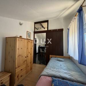 VRSI,ZUKVE-Apartmanska kuća 150m od mora