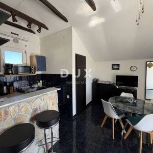 VRSI,ZUKVE-Apartmanska kuća 150m od mora