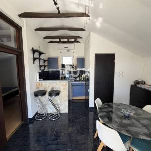 VRSI,ZUKVE-Apartmanska kuća 150m od mora